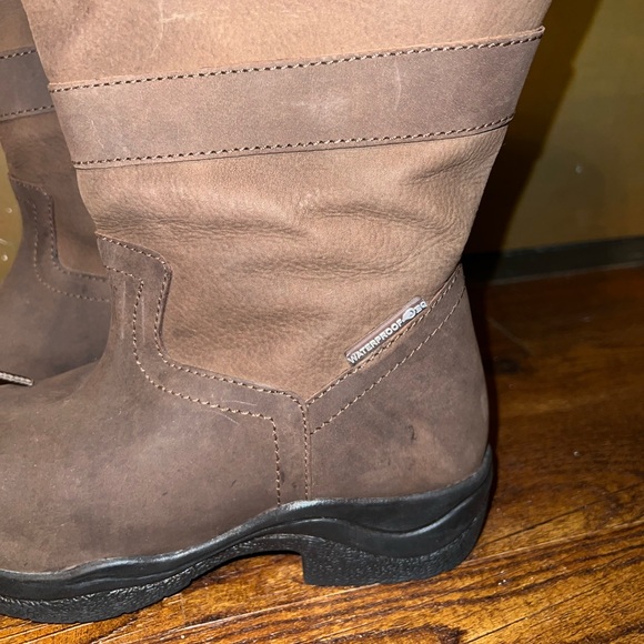 OEQ Ladies Brooke Country Durable Waterproof Brown Equestrian Tall Boot Size 7W - Picture 9 of 15